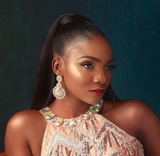 Simi Biography, Music Career, Marriage, Top Songs, Net Worth, Awards ...