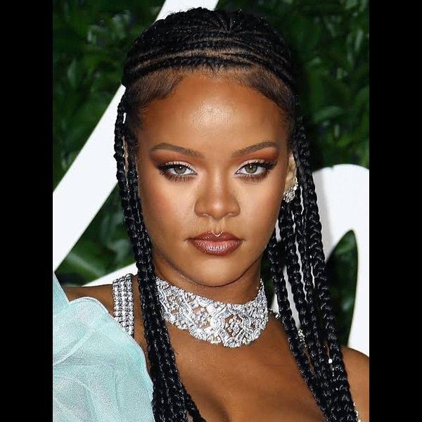 Rihanna ⚜ Online songs and bio of the artist — mdundo.com