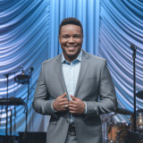 Chimamanda Praise Crew