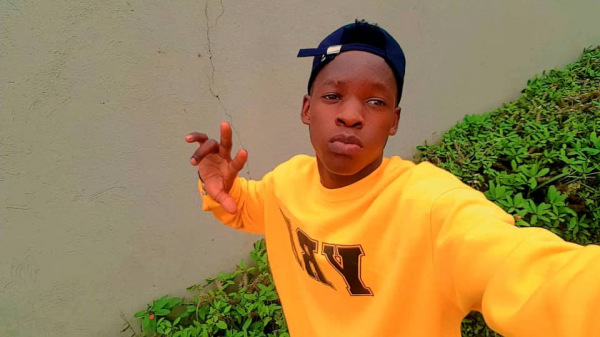 Famous King Official